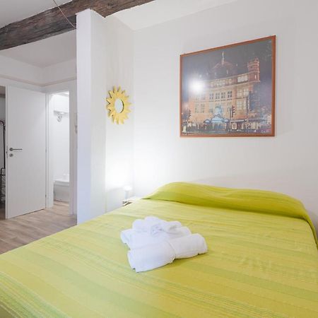 Appartamento Maddalena Basso - Affitti Brevi Italia Genua Exterior foto